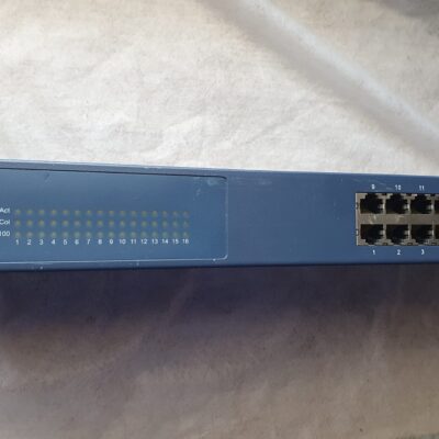 Ruby SH-1600VF Switch -15 pordine Switch kui ruuteri võrgupesadest jääb väheks.